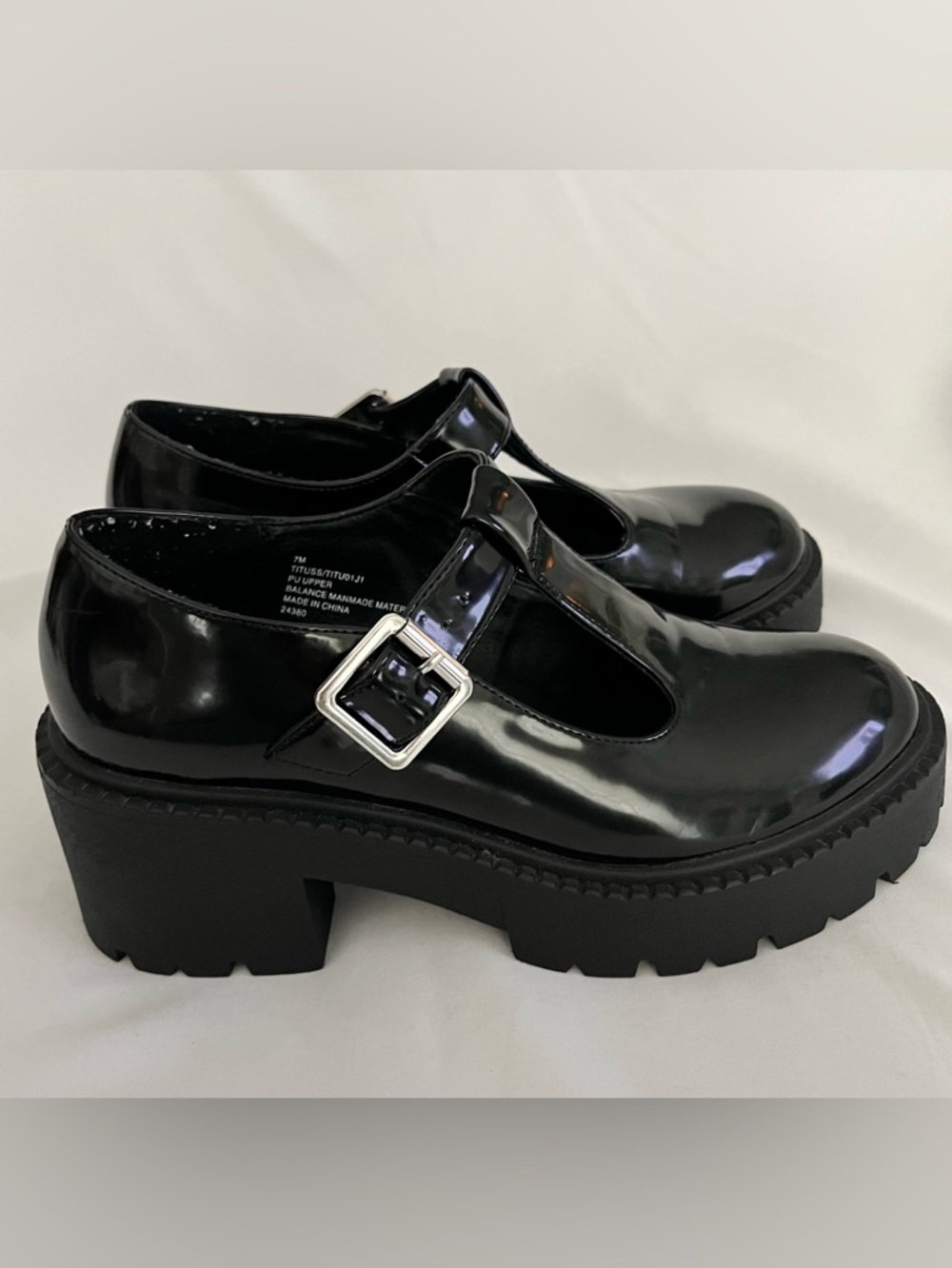 Madden Girl Black Patent Mary Jane Platform Lug Sole Y2K Goth Edgy Grunge 7